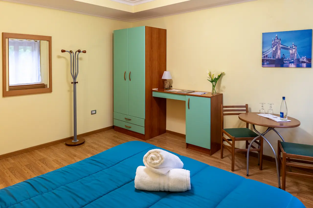 Hotel Avernum Relais vista Lago d’Averno a Pozzuoli