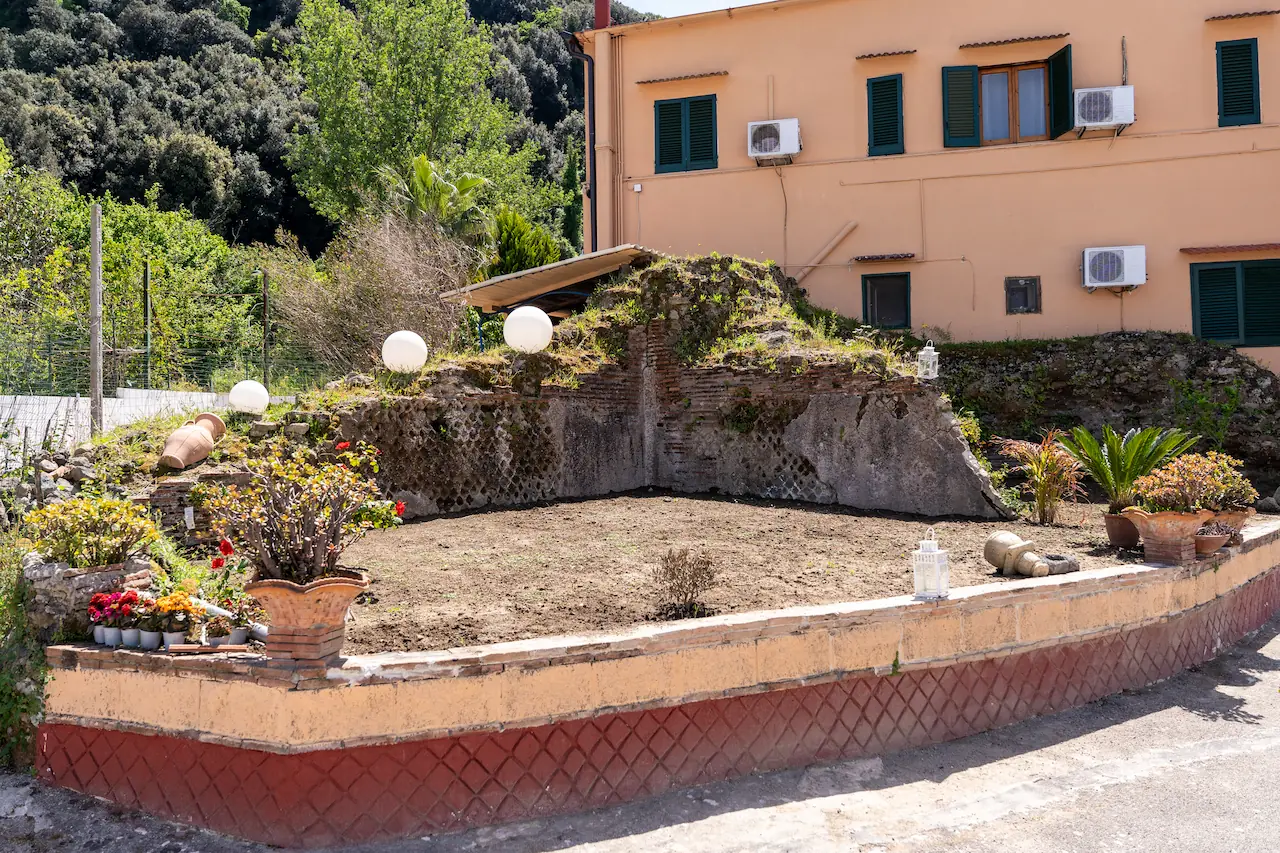 Avernum Relais vista Lago d’Averno a Pozzuoli